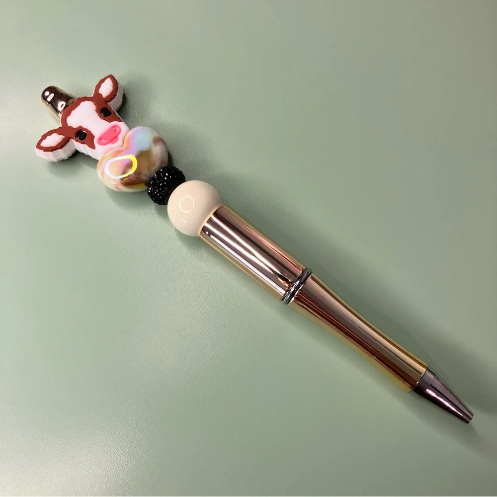 Cute Cow Handmade Beaded Pen with Heart Design - Picture 5 of 6